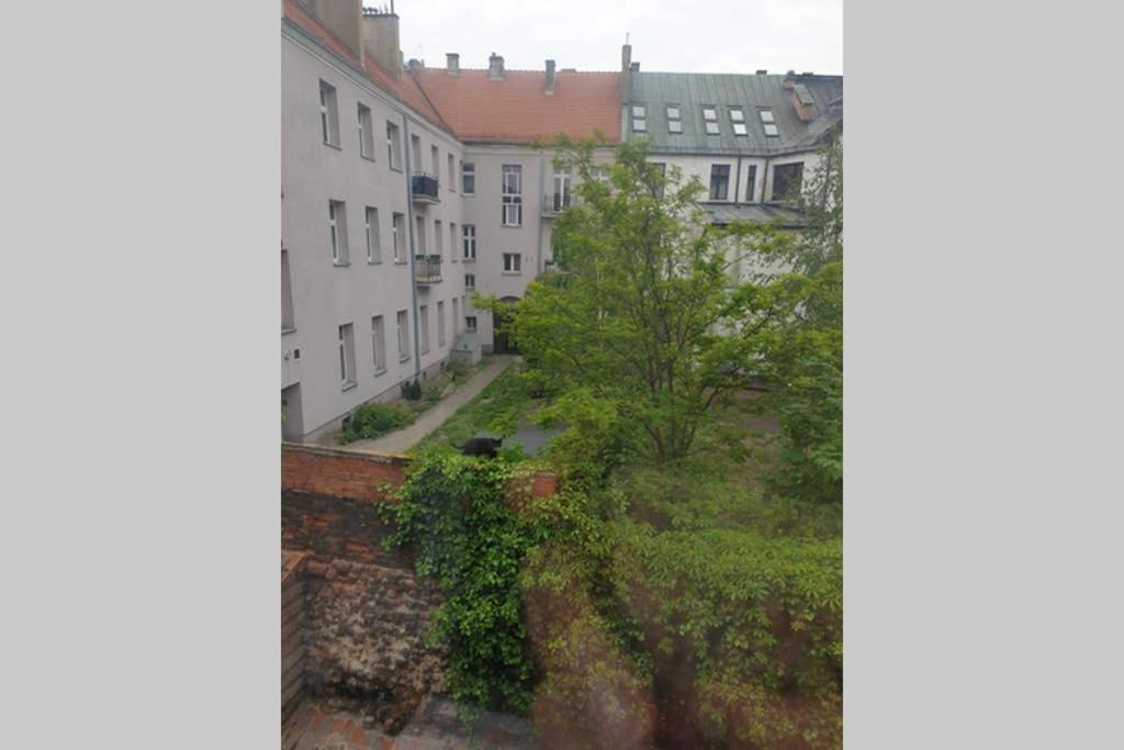 Apartament W Kamienicy Przy Plantach Kaliszki Eksteriør billede